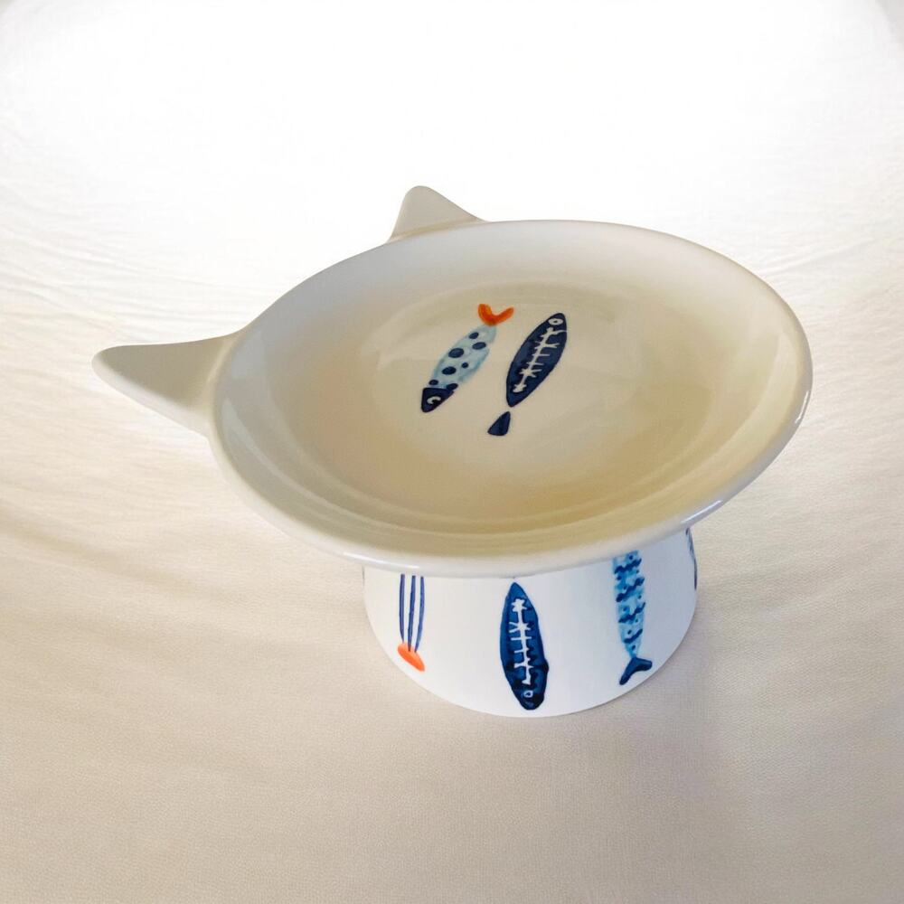 NEW Whisker Friendly White Cat Blue Fish Elevated Raised Cats Food Bowl Dish